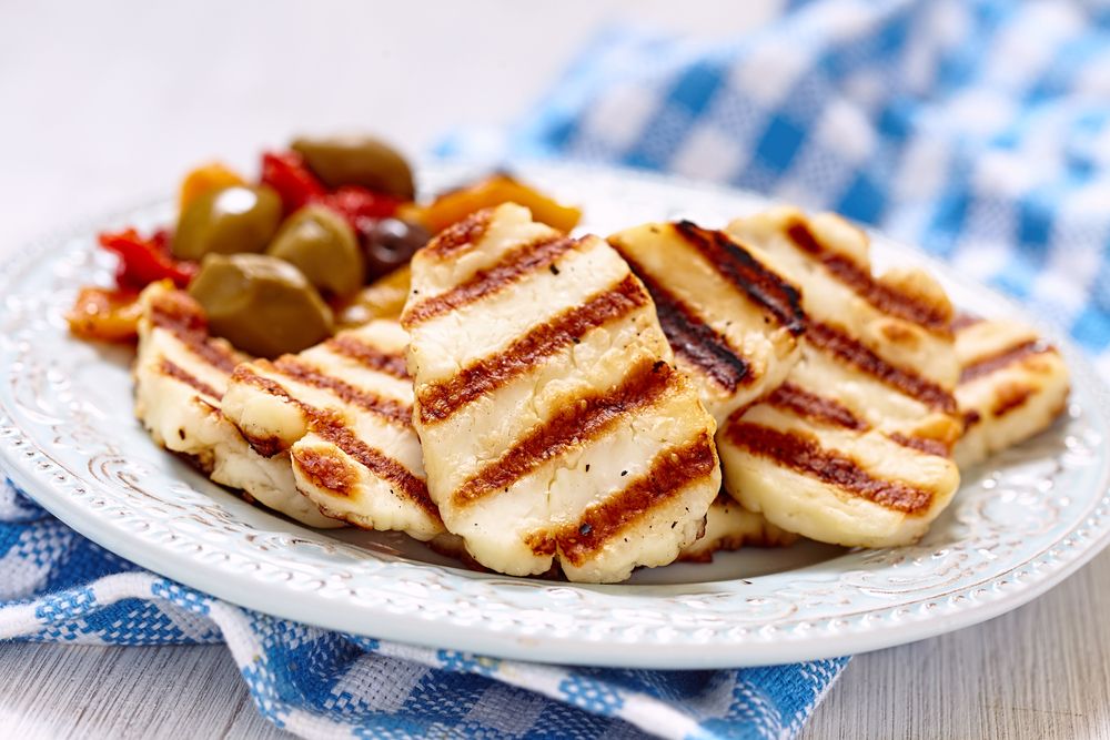 grilled halloumi cheese